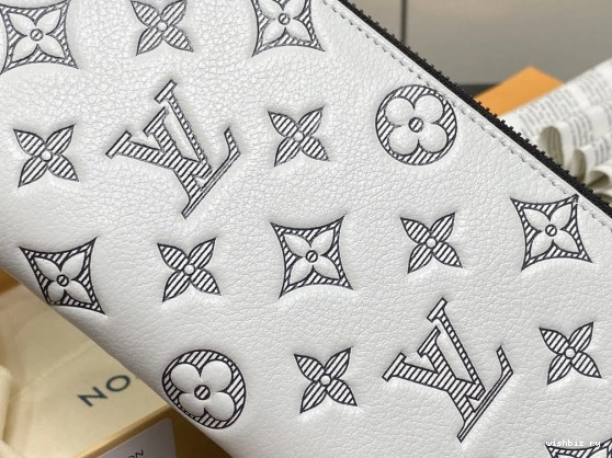 WIS LOUIS WALLET-10*20*2 cm ZIPPY VUITTON 0314